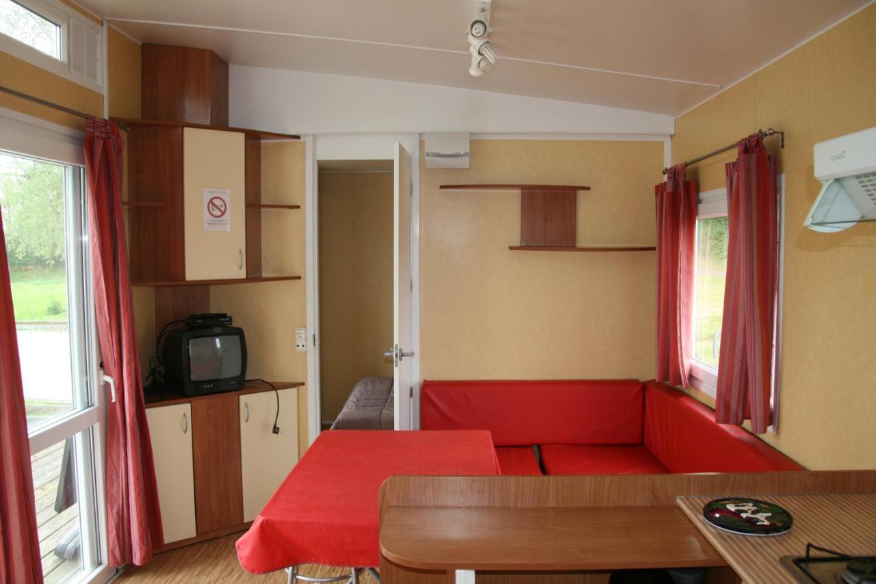 Logis De L'Aubonniere Hotel Chaille-sous-les-Ormeaux ภายนอก รูปภาพ